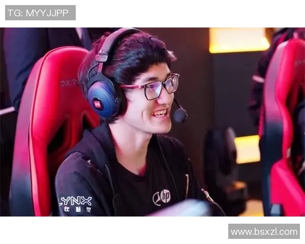 赛后分析：JDG与V5对决中的战术灵活性与应变能力探讨