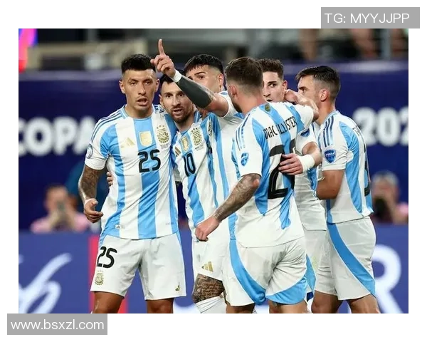 世界杯精彩对决：里昂与曼城战成平局战术解析引发热议