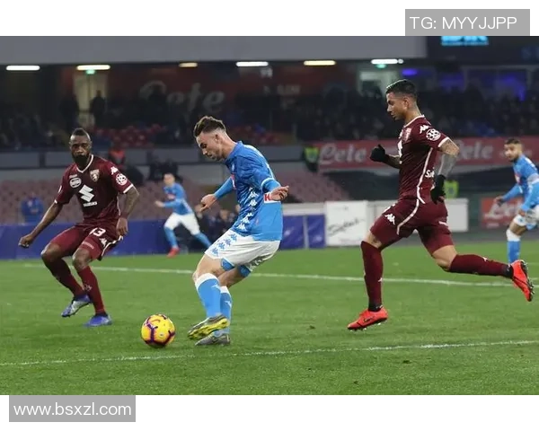 巴萨与那不勒斯友谊赛激战三球乌龙球引发全场热烈反响精彩集锦回顾